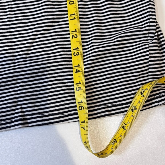 🧁Y2K Black & White Striped Top y2k retro bold artistic tumblr indie sleaze 90s - Picture 7 of 7